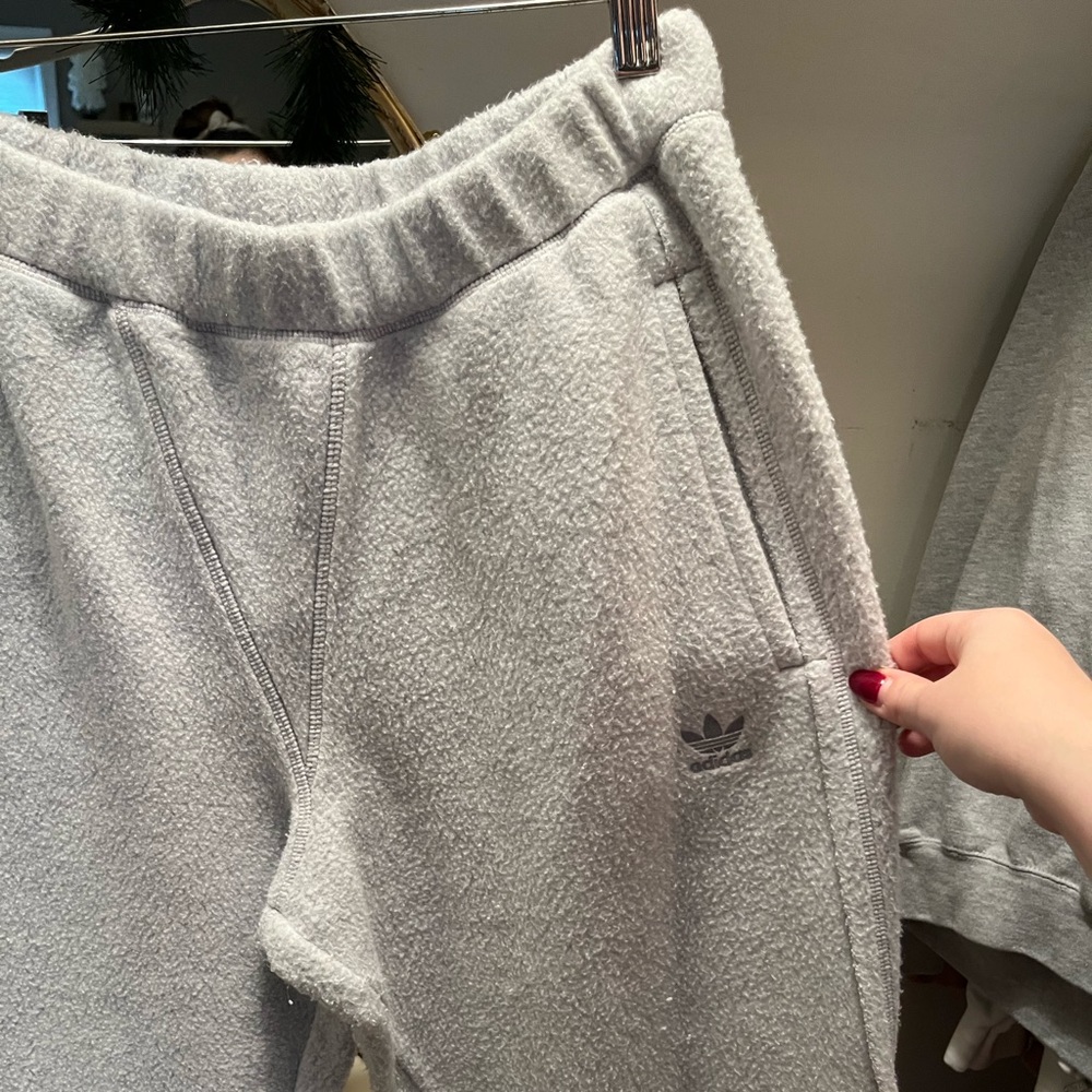 EUC adidas Gray jogging suit - Picture 4 of 13